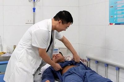 Người đàn ông suýt hoại tử ruột vì biến chứng hiếm gặp