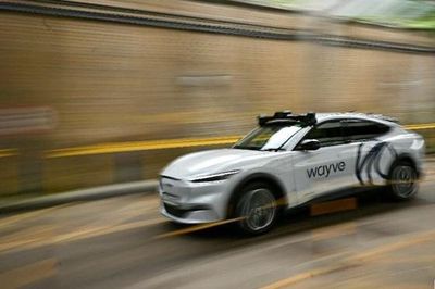 Cuộc đua taxi tự lái tại châu Âu nóng lên từ thị trường London