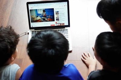 Bảo vệ trẻ em đối mặt với những thách thức mới từ môi trường số