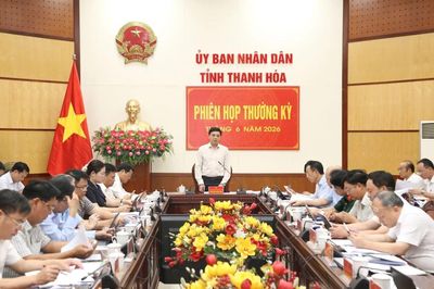Đánh giá tình hình phát triển kinh tế - xã hội 6 tháng đầu năm; thảo luận giải pháp trọng tâm 6 tháng cuối năm 2026