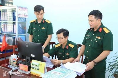 Thiếu tướng Lê Xuân Bình kiểm tra nhiệm vụ quân sự quốc phòng tại Đồng Nai