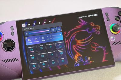 Phân tích MSI Claw 8 EX AI+: Cải tiến phần mềm và sức mạnh từ chip Intel mới