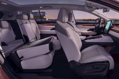 Những diễn biến mới trên thị trường xe điện toàn cầu