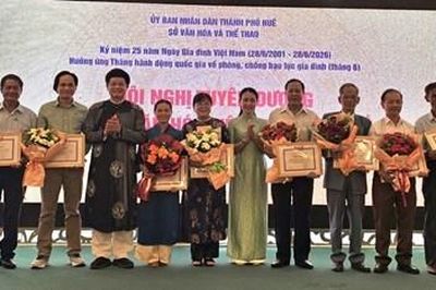 Tôn vinh gia đình tiêu biểu, lan tỏa câu chuyện đẹp trong cộng đồng