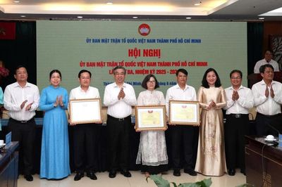Ủy ban MTTQVN TP.HCM kiện toàn nhân sự và tổ chức thành viên