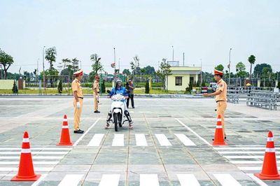 Thái Nguyên: Triển khai chiến dịch đào tạo kỹ năng lái xe mô tô, xe gắn máy an toàn tại phường Vạn Xuân