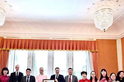 Đoàn công tác Bộ Tư pháp Việt Nam làm việc với các cơ quan tư pháp của Thụy Điển