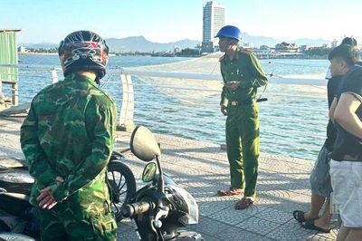 Phát hiện thi thể nam giới đầu đinh trôi dạt trên sông Nhật Lệ