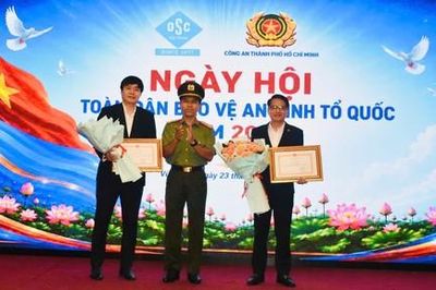TPHCM: Phát huy hiệu quả phong trào Toàn dân bảo vệ ANTQ trong doanh nghiệp