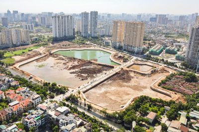 Toàn cảnh hồ điều hòa gần 400 tỷ đồng ở Hà Nội trước ngày cán đích