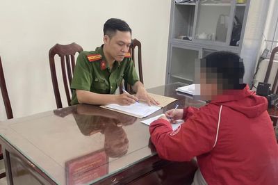 Công an làm việc với shipper kéo lê, hành hung khách nữ ở Hà Nội