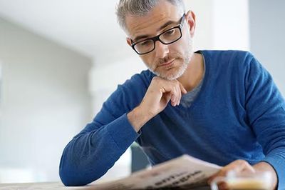 Bước sang tuổi 58, sau một đêm cấp cứu tôi mới ngộ ra: Có 3 thứ đàn ông cởi bỏ càng sớm, hậu vận càng an nhàn