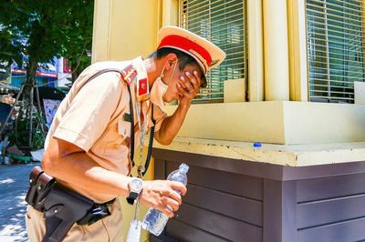 Hà Nội nóng như chảo lửa và cách người dân vật lộn với nắng nóng cực đoan