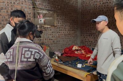 2 mẹ con bị khởi tố sau kết quả giám định mẫu nang tóc phát hiện chất ma túy
