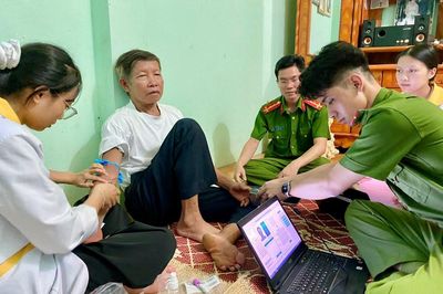Đi trước một bước để các anh hùng liệt sĩ sớm trở về với tên tuổi