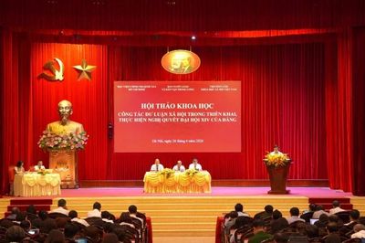 Nâng cao năng lực nắm bắt và định hướng dư luận xã hội