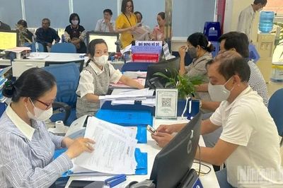 Quảng Ngãi: Thu hồi kinh phí hỗ trợ cho cán bộ, công chức