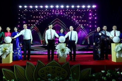 Khai mạc Lễ hội Sen Hà Nội 2026