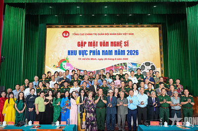 Đại tướng Nguyễn Trọng Nghĩa chủ trì gặp mặt đại biểu văn nghệ sĩ khu vực phía Nam