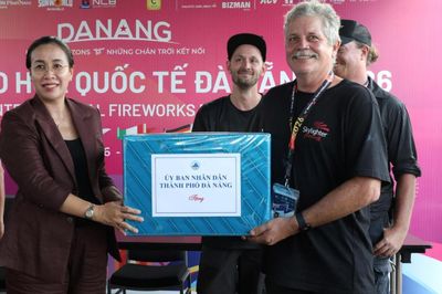 Lãnh đạo TP Đà Nẵng động viên 2 đội thi đêm cuối vòng loại DIFF 2026