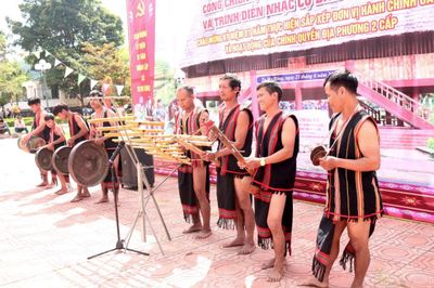 Hơn 200 nghệ nhân tham gia hội thi cồng chiêng, múa xoang