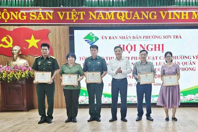Sơn Trà xây dựng thế trận quốc phòng toàn dân vững chắc từ cơ sở