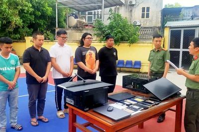 Triệt phá đường dây mua bán hơn 1.000 tài khoản ngân hàng