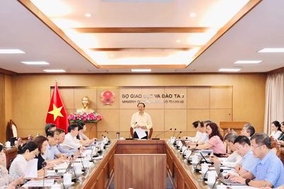 Từng bước khắc phục tình trạng trường học quy mô nhỏ và phân tán