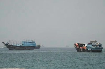 Tàu qua eo biển Hormuz lại bị tấn công, Liên Hợp Quốc dừng kế hoạch sơ tán hàng ngàn thuyền viên