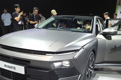 Xe bán chạy nhất của Hyundai ra bản đời mới