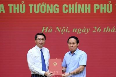 Thủ tướng bổ nhiệm ông Trần Anh Tiến giữ chức Phó Chủ nhiệm Văn phòng Chính phủ