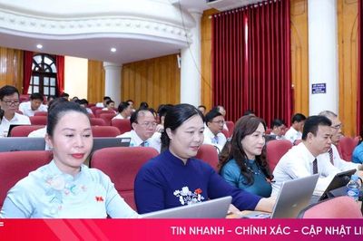 Bế mạc Kỳ họp thứ 5, HĐND tỉnh khóa XIX, thông qua 26 nghị quyết quan trọng
