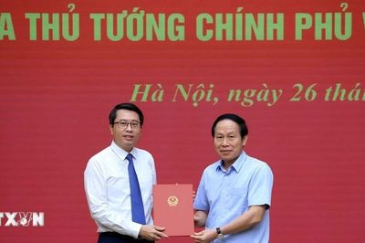 Thủ tướng bổ nhiệm ông Trần Anh Tiến giữ chức Phó Chủ nhiệm Văn phòng Chính phủ