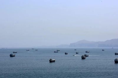 Bắt đầu rà phá thủy lôi tại eo biển Hormuz