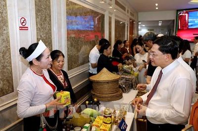 Đẩy mạnh hợp tác, kết nối giao thương doanh nghiệp Thanh Hóa - Phú Thọ