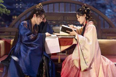 Vân Tú Hành của Lý Nhất Đồng và Tăng Thuấn Hy gây tranh luận