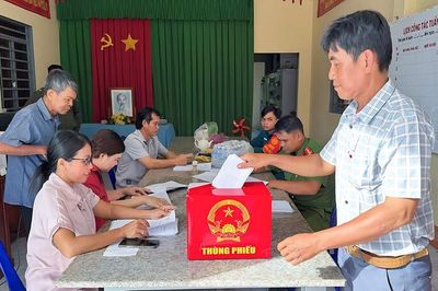 Người dân Ô Lâm đồng thuận sắp xếp ấp