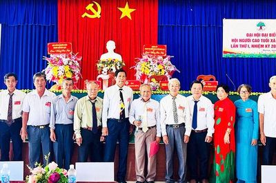 Xã Hòa Lạc tổ chức thành công Đại hội đại biểu Hội Người cao tuổi lần thứ I