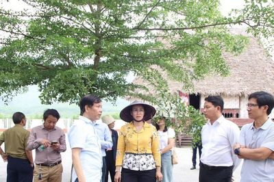Cần đầu tư hạ tầng đô thị khi 'nâng cấp' từ xã lên phường