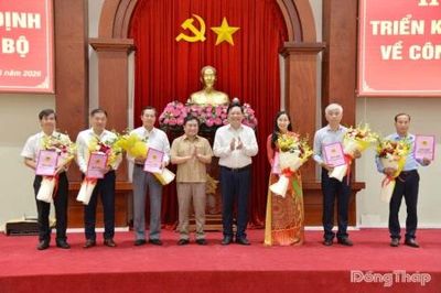 Đồng Tháp: Bổ nhiệm lãnh đạo 3 ban quản lý dự án chuyên ngành và Trung tâm Phát triển Quỹ đất tỉnh