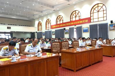 Vùng 4 Hải quân sơ kết công tác đảng, công tác chính trị 6 tháng đầu năm