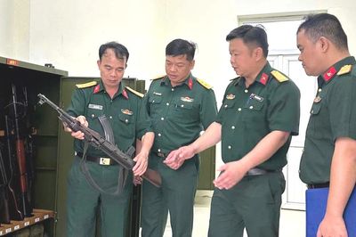 Quân khu 2 kiểm tra toàn diện kết quả thực hiện nhiệm vụ quân sự - quốc phòng tại Bộ CHQS tỉnh Lào Cai