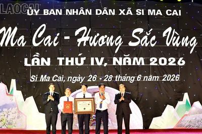 Tưng bừng khai mạc Lễ hội 'Si Ma Cai - Hương sắc vùng cao'