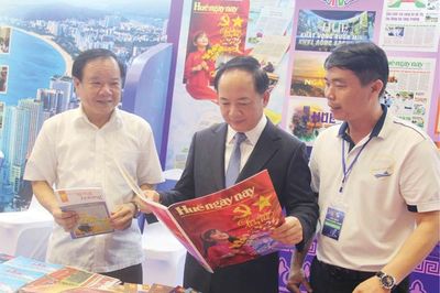 Niềm vui của người trong cuộc