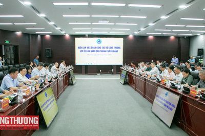 Bộ Công Thương làm việc với thành phố Đà Nẵng về phát triển công nghiệp, năng lượng
