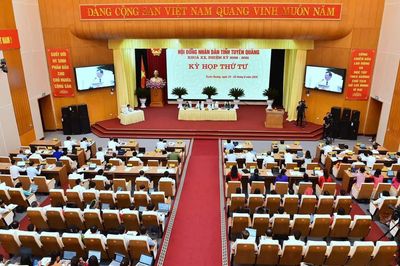 Tuyên Quang quyết khơi thông nguồn lực, phấn đấu tăng trưởng hai con số