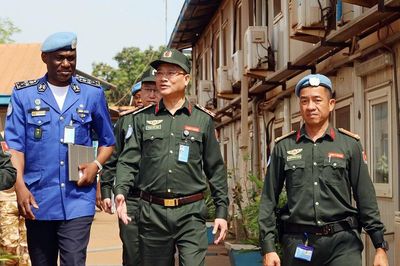 Tự hào hai tiếng 'Việt Nam' trên vùng đất Trung Phi