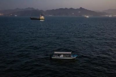 LHQ tạm dừng sáng kiến sơ tán tại eo biển Hormuz