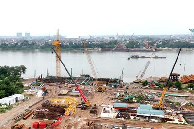 Cận cảnh dự án cầu Tứ Liên sau hơn 1 năm khởi công