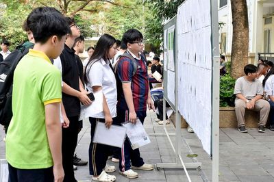 Không xác nhận nhập học, học sinh sẽ mất quyền trúng tuyển vào 10